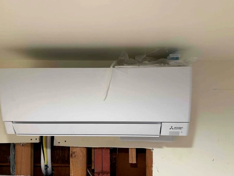 Ductless mini-split head installed by Sam's Air Control
